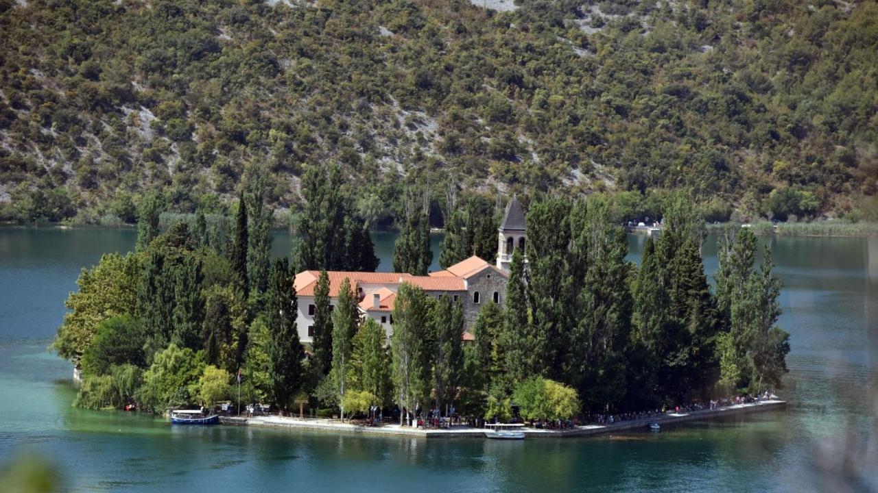 Вілла Stone House Kaocine Екстер'єр фото